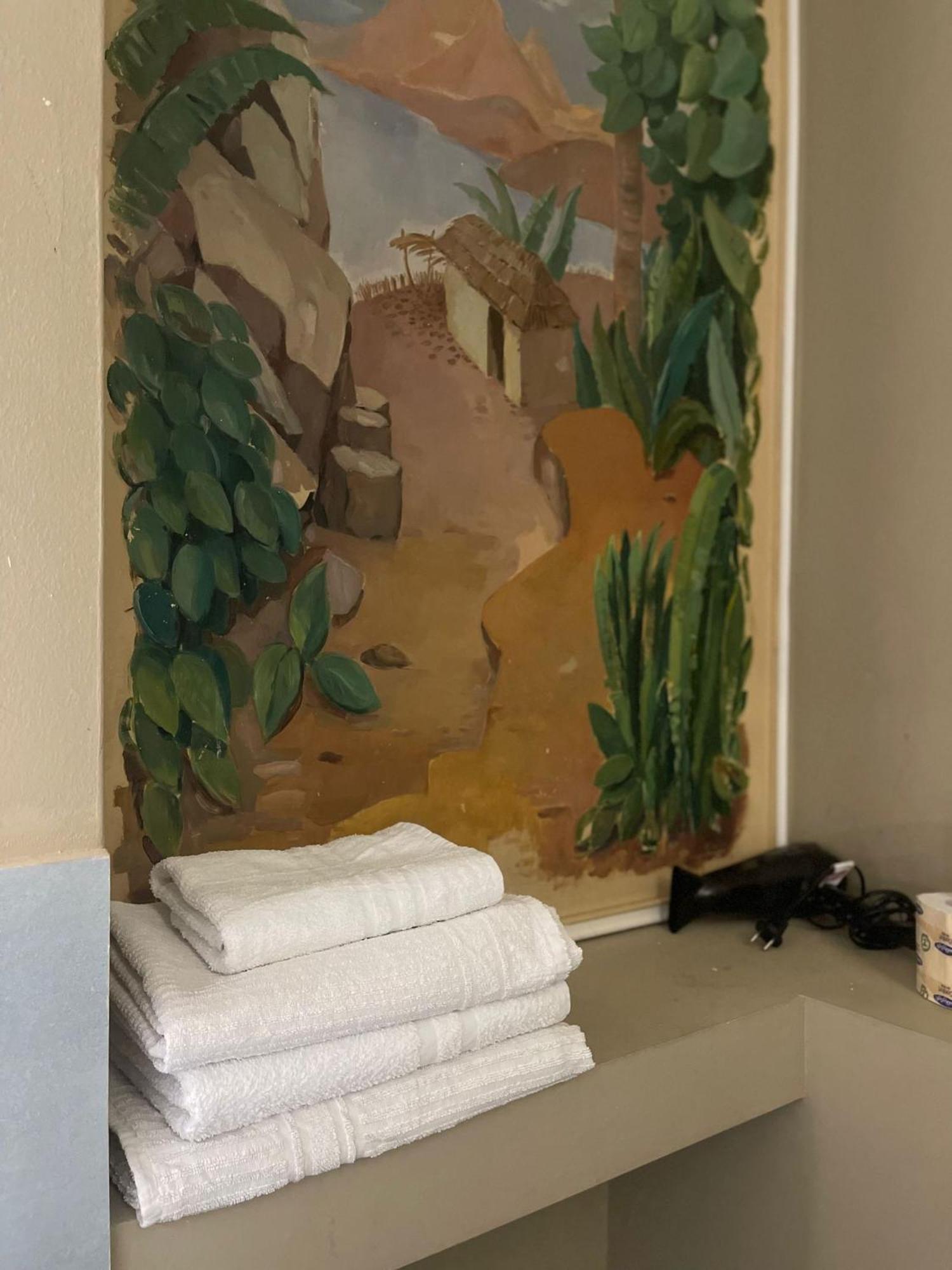 B&B Piazza Duomo Al 55 Voghera Bagian luar foto